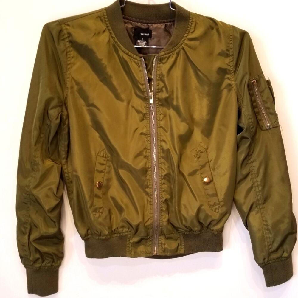 Wet Seal Sage Green Bomber Style Jacket S
